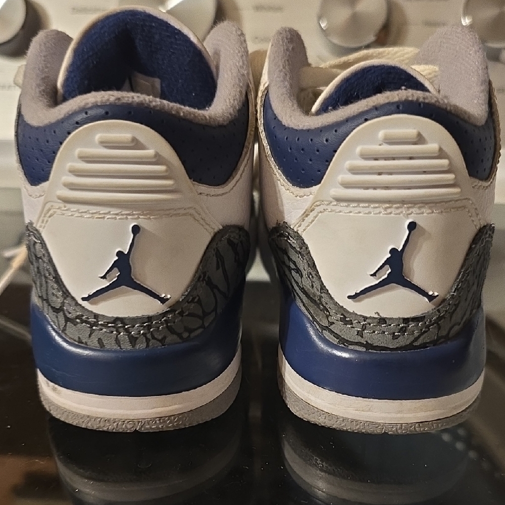 Jordan 3 Retro  Kids Navy and White Sneakers